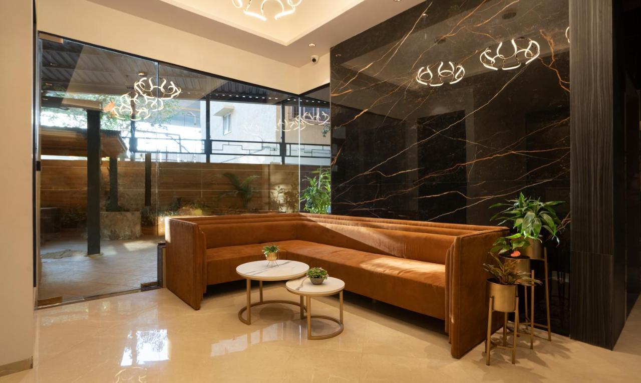 Treebo Premium Savera Inn Mumbai  Buitenkant foto